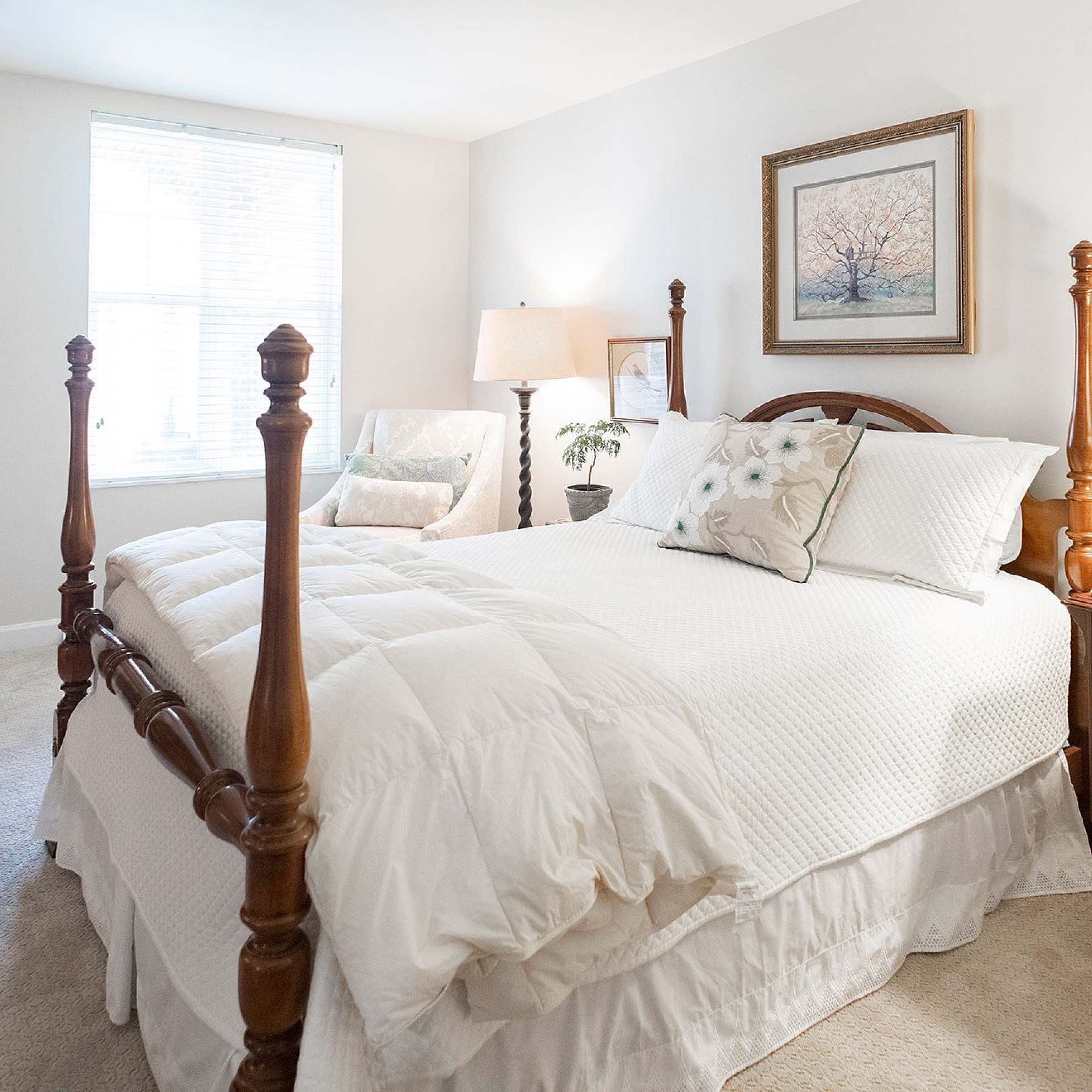 Apartments & Villas The Village at Germantown