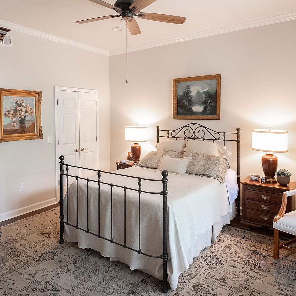 Village Germantown Apartment Bedroom